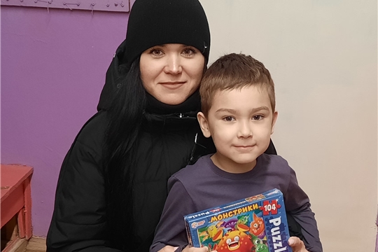 Подари игрушку другу