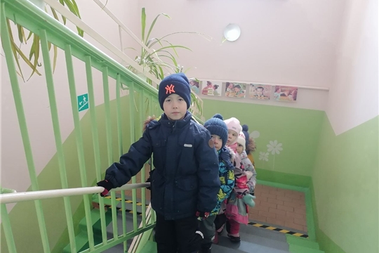 Правила безопасности поведения на лестницах