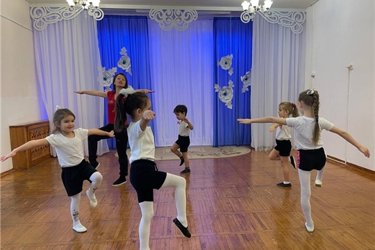 Танцевальный кружок "Феерия"