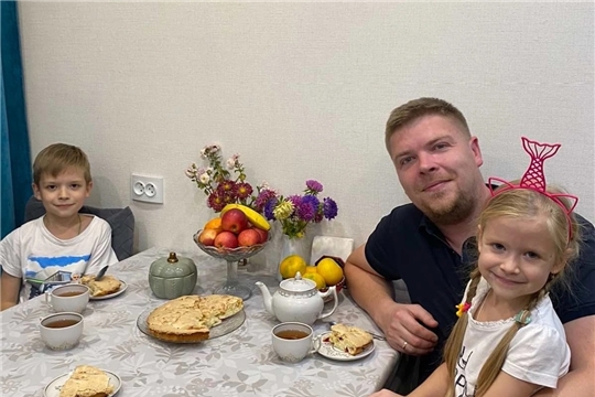 Воспитанники старшей группы "Звёздочки" принимают активное участие в флешмобе "Семейный пирог"