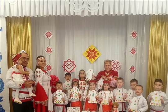 День чувашской вышивки