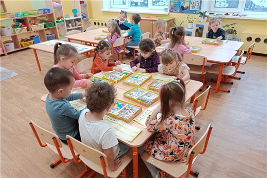 В "Страну Знаний" на ковре-самолёте.