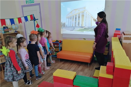 "По родному краю с рюкзаком шагаю"