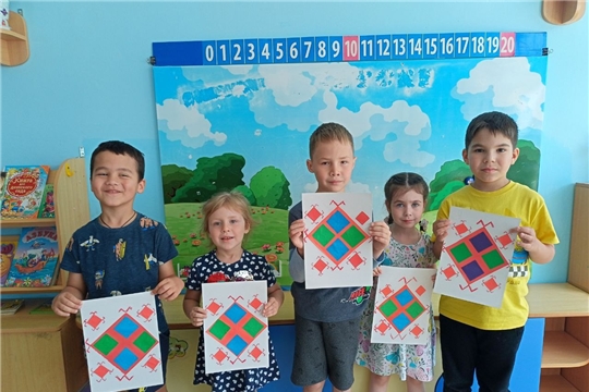 Знакомство с чувашскими узорами