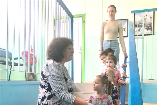 Правила передвижения по лестнице