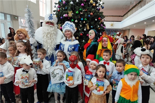Новогоднее представление для детей, оказавшихся в трудной жизненной ситуации