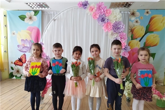 С Наступающим 8 Марта!