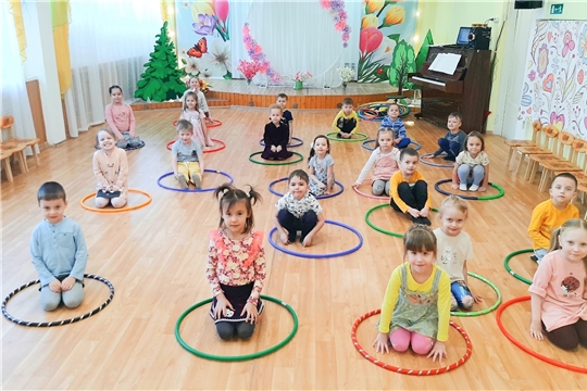 Птенчики и кошка"