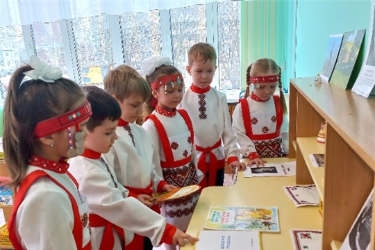В детском саду № 156 организована выставка к 175-летию И.Я. Яковлева