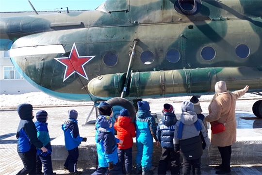 Экскурсия в музей под открытым небом «Подвиг Ми-8»