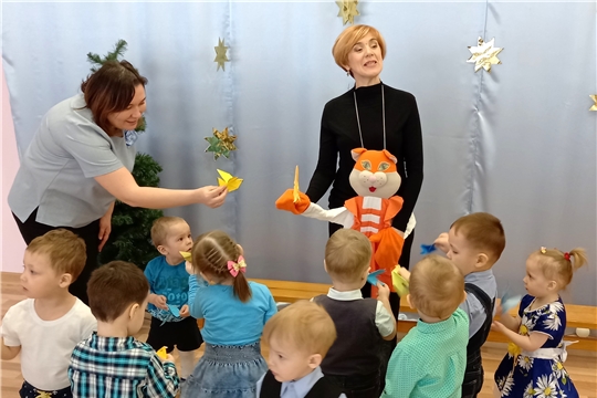 Весеннее развлечение "Котенок в гостях у малышей"