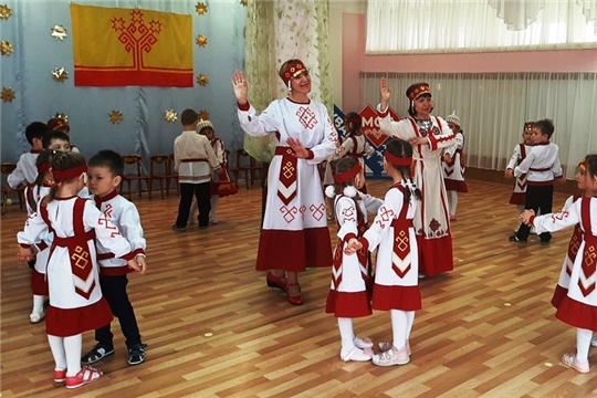 Танцевальный микс "Солнечные лучики Чувашии"