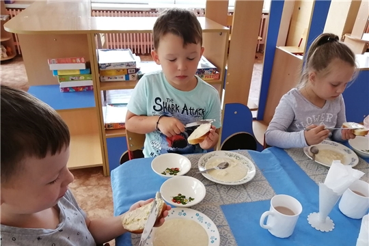27 июля - День рождения гамбургера