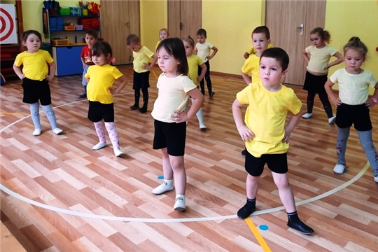"Танцевальная мозаика".