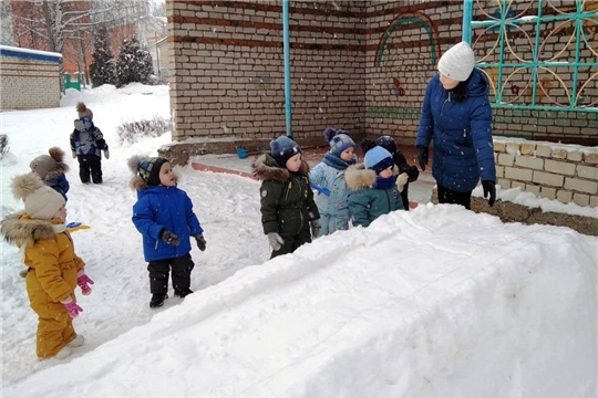 Познавательная беседа «Опасности на прогулке в зимний период»