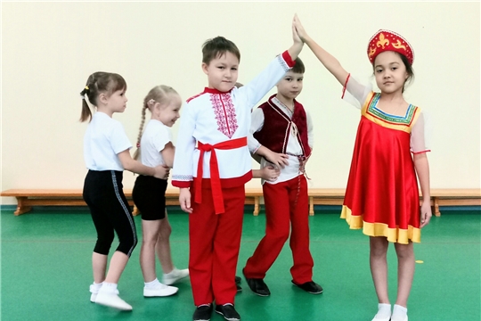 Спортивная квест-игра "В единстве народов - единая сила"