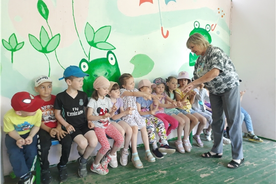 Весёлые нотки на прогулке 