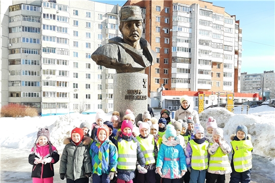"По родному краю с рюкзаком шагаю"