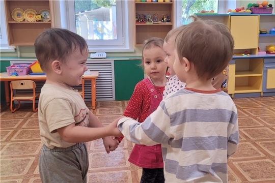 Адаптационный кружок "Игралочка" приглашает малышей