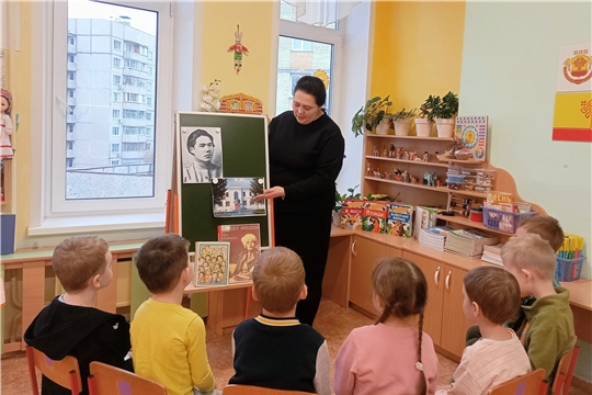 Школа, в которой учился М. Сеспель