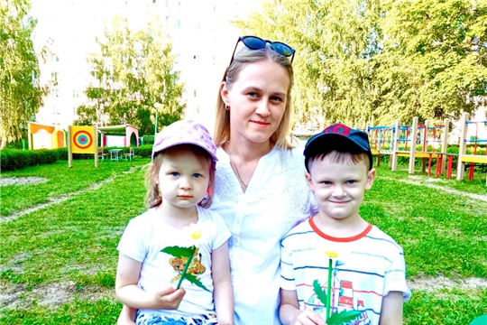 Акция «Я дарю тебе ромашку»
