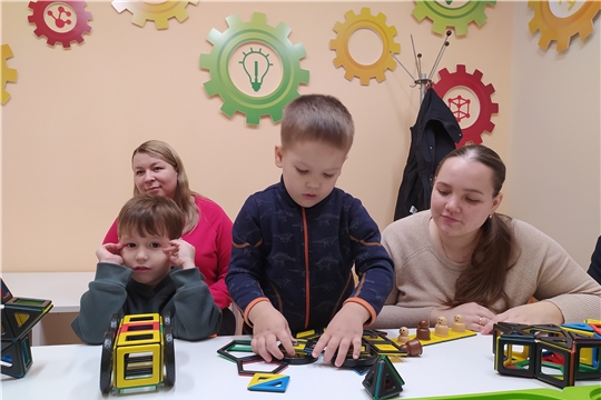 Отчетное мероприятие для родителей по "Легоконструированию "Мир ЛЕГО"