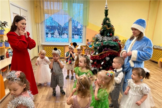 Новогодние праздники у малышей