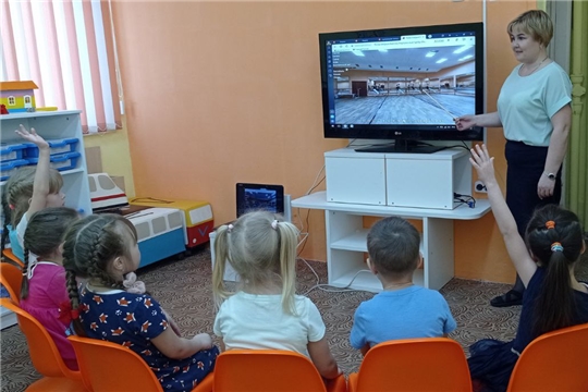 Театральный день в группе "Неваляшки"