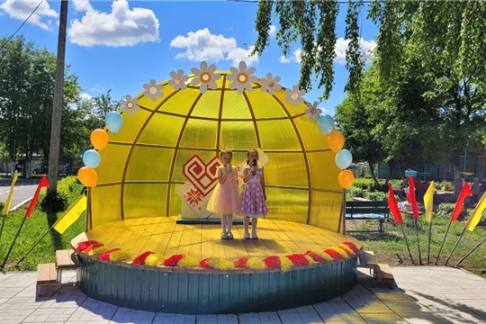 Городской летний проект "Творчество глазами детей"