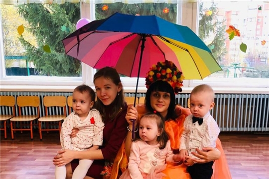Праздник осени у малышей 