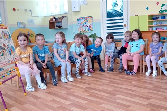 Беседа на тему "Службы спасения 01, 02, 03"