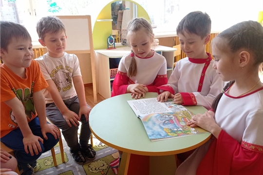 День чувашских сказок в группе "Неваляшки"
