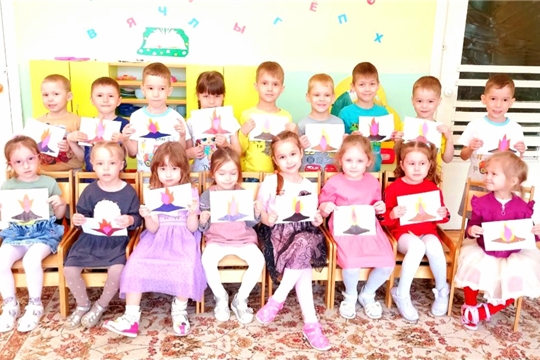 Выставка поделок в средней группе"Помним, чтим, гордимся"