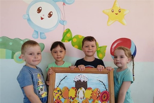 Разноцветные яйца в технике "Пластилинография"