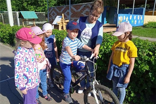 Катание на велосипеде