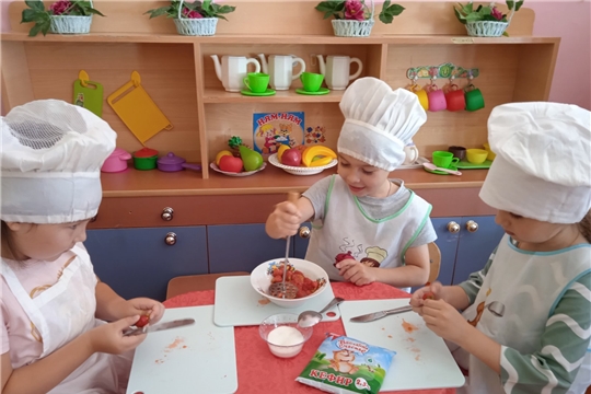 Клубничный йогурт своими руками