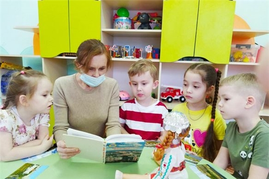 По родному краю с рюкзаком шагаю