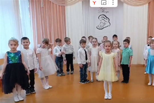 Ко Дню матери