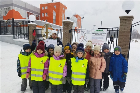 По родному краю с рюкзаком шагаю
