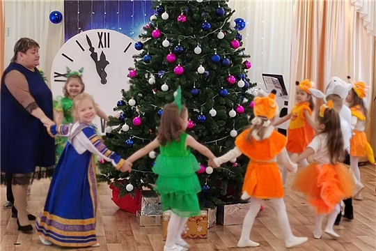 Новогодний утренник в группе "Цыплята"