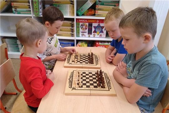 А вы умеете играть в шахматы?