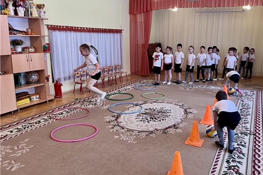 Упражнения на занятиях по физкультуре