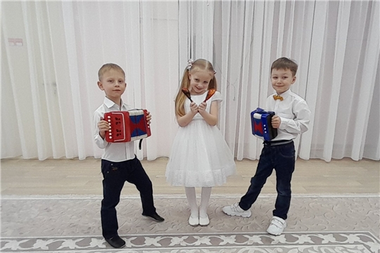 Учимся петь играя