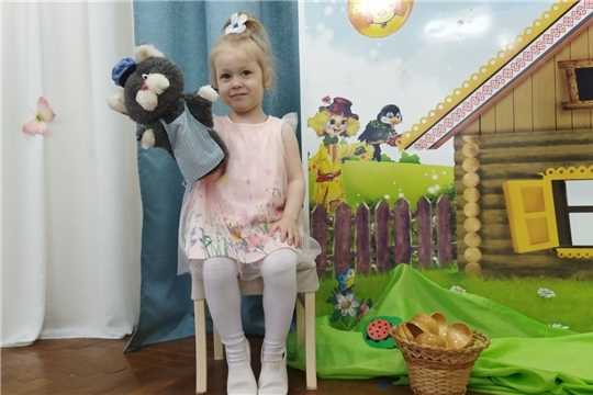"Солнце улыбается  и тебе, и мне..."