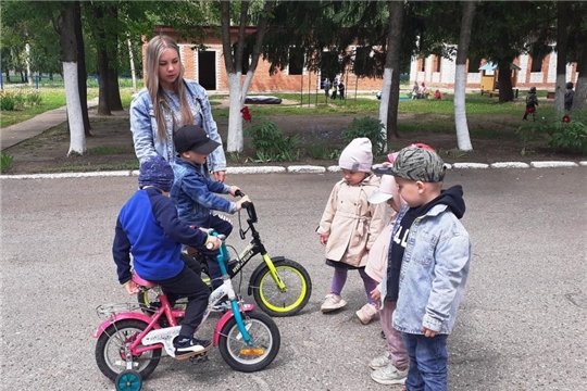 Закрепляем правила безопасной езды на велосипеде для детей