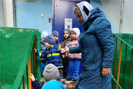 По ступенькам лестницы