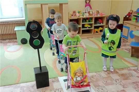 Три сигнала светофора