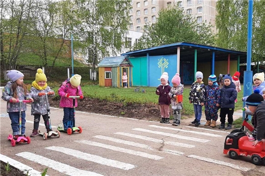 Безопасность дорожного движения в детском саду