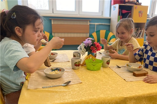 Салат из квашеной капусты