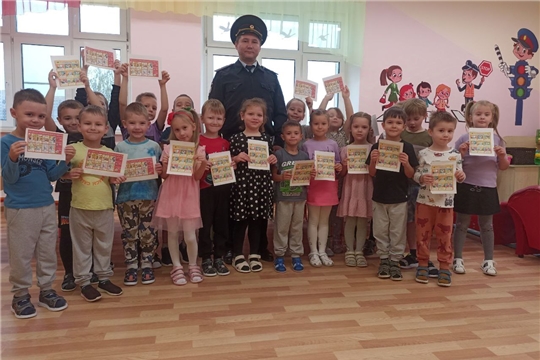 Городской фестиваль «Мастерславль», посвященный Дню отца, в группе «Светофорик»